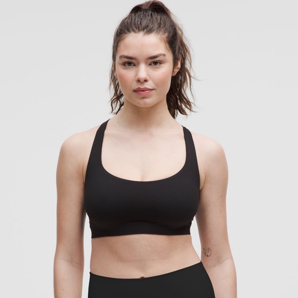 Lululemon FlexyFlex Strappy Yoga Bra D-DDD Black S/M (NWOT)